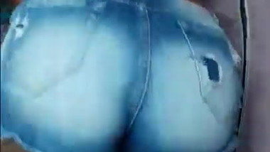 vikcy Alves dancando funk de short delicia