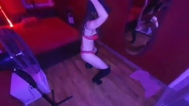 Sexy Fangfang from Vienna dance for you