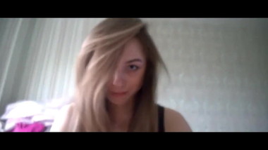 TEEN GIRLFRIEND HOMEMADE SEX