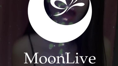 Dance sexy in MoonLive