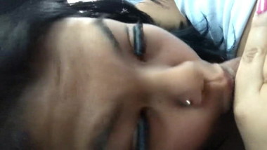 Chubby Asian Amateur BJ Swallow In Car