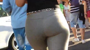 Sexy girl with perfect ass in leggings