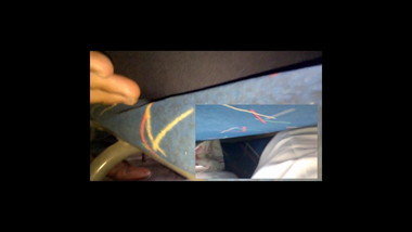 METEIENDO DEDOS DOS ESTUDIANTES BUS 3