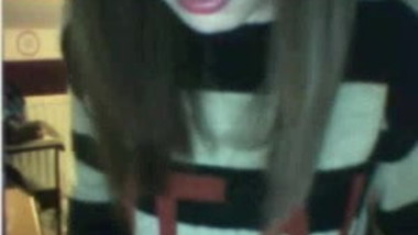 a teen mast on webcam