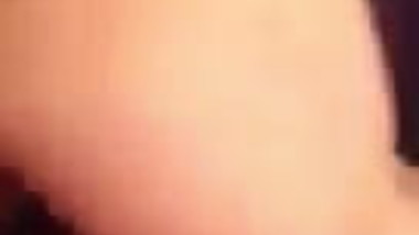 Bulgarian gilr masturbate 2. Mlado momiche masturbira