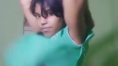 INDIAN TEEN GIRL NUDE SELFI