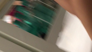 De baixo da gostosa safada