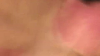 Fette Sau schreit zum Orgasmus