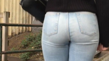 Dream ass in jeans3