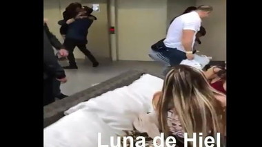 Una buena fiestas con Perras..