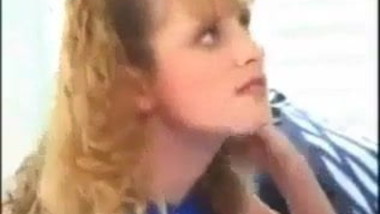 HYE Little Molly Gives A Lot Of Cheer To Her Teacher !