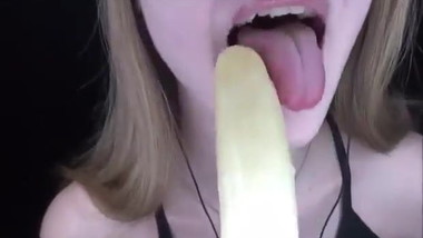 Banana blowjob