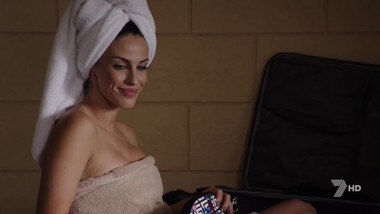 Jessica Lowndes, Kaitlyn Bernard - 'A Fther's Nightmare''