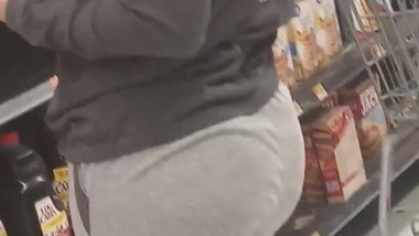 Pretty young Pawg