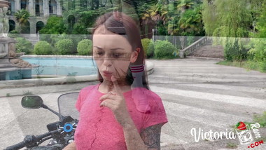 Tattoed Sexy Babe Fingering Pussy and Public Squirting! - Am