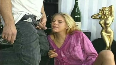 Triefend Nass! (1990's) - Scene 15 - Magma Wet - Pissing