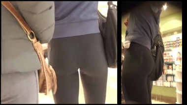 Teen Voyeur - Tight Blue Sweatshirt