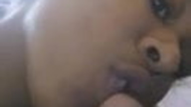 Salope gwada suce avec son piercing