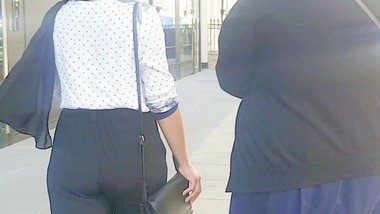 Candid VPL hijabi bengali teen walking teasing me (comment)