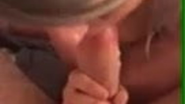 Margeaux Konzelman Shows How to Work-Hard and Non-Stop 4cum!