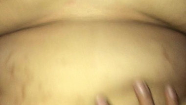 thai Students make money