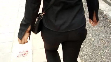 Hunt a little ass of innocent teen in the street