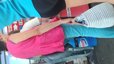 Shorty sport teen ass