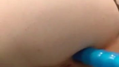 Teen anal masturbation with hairbrush 1