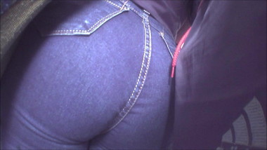 Chikan Adventures #003: Previous encoxada girl big ass jeans