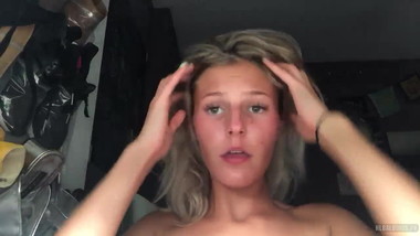 Webslut nude as a hotslut amateur