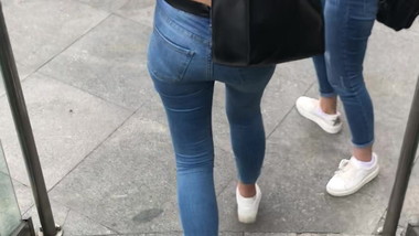 Starbuck Cikisi Kalca Takip Efsane