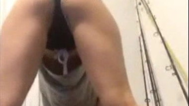 live periscope girl dancing