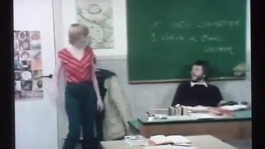 HYE Stopping Back After Class !